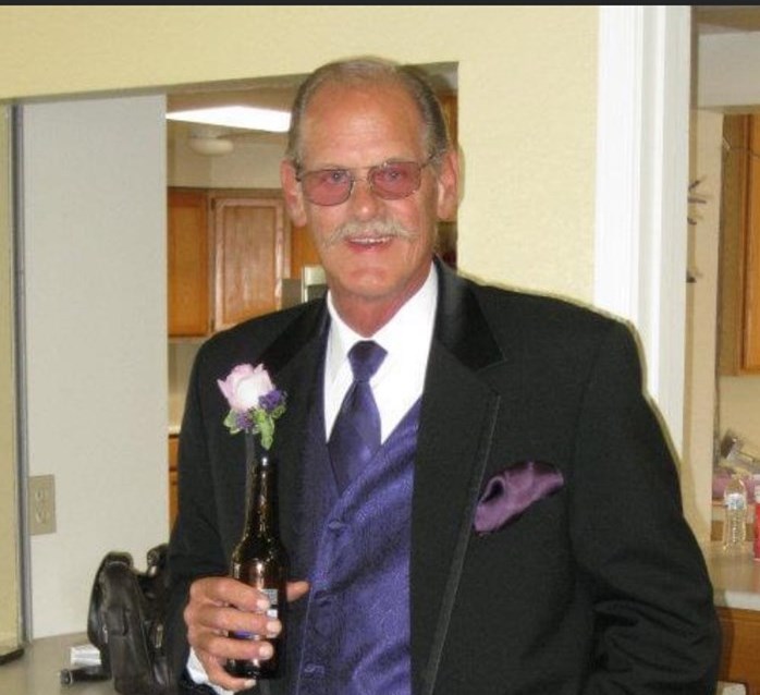 Obituario de Edward Stanley Majewski