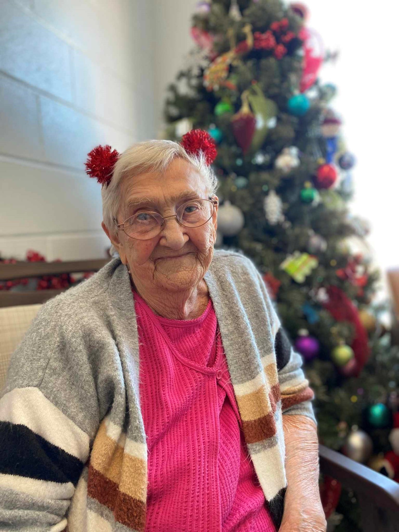 Pearl Whitford Obituary Cornwall, ON