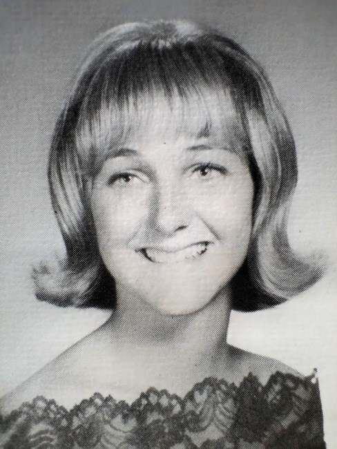 Obituary of Suzanne Benton Davis