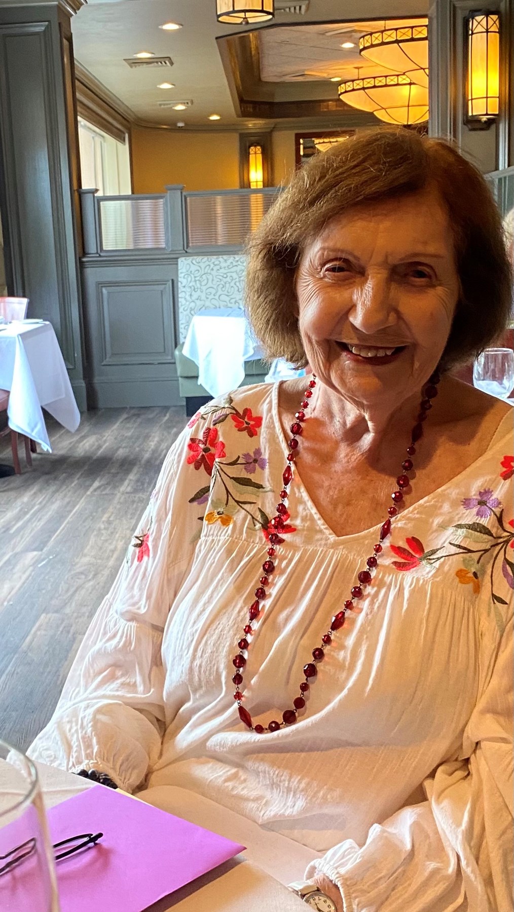 Obituary of Helen Laskin
