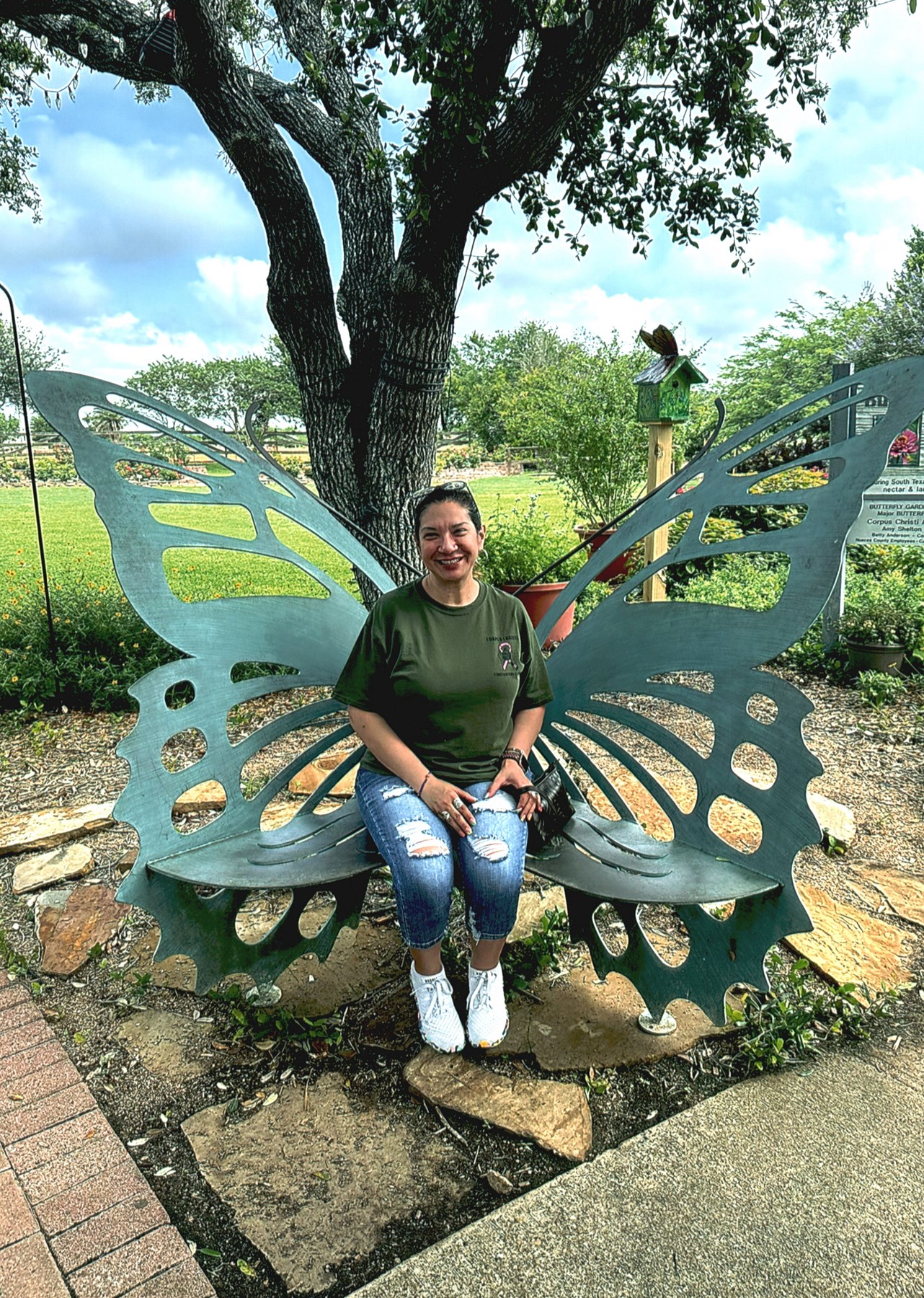 Obituary of Veronica "Ronnie" Barrera Salinas