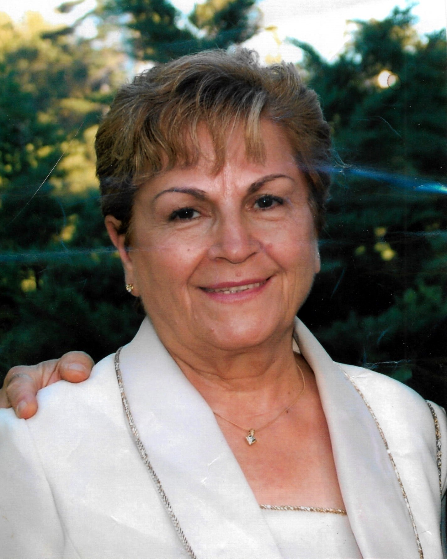 Get To Know Carolina Samani: Age, Family, And Life Story
