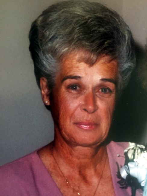 Obituary of Helen De Santi