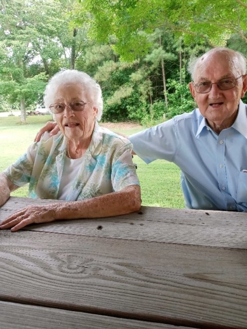 Obituary of Melton E. McLawhorn Sr.