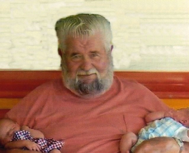 Obituary of Lloyd Andrew Nielson