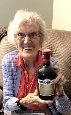 Obituary of Violet Graham