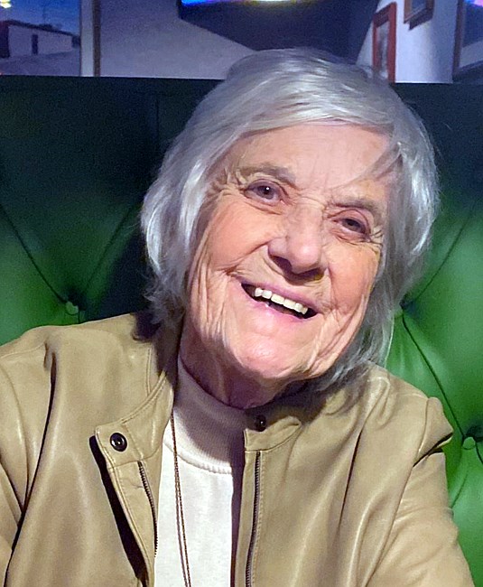 Obituary of Claudine Thomas