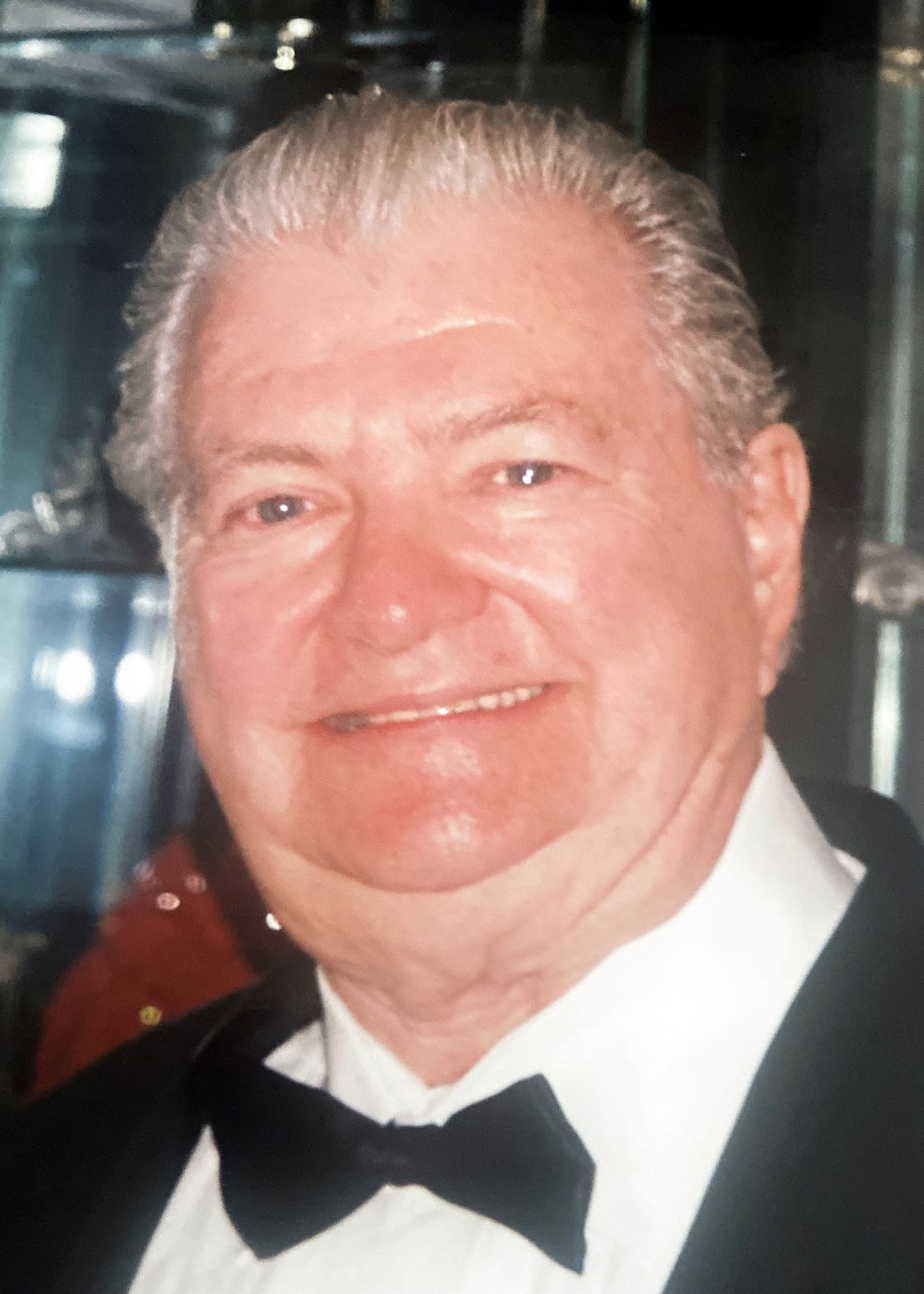 Lyle MacKenzie Obituary - Whittier, CA