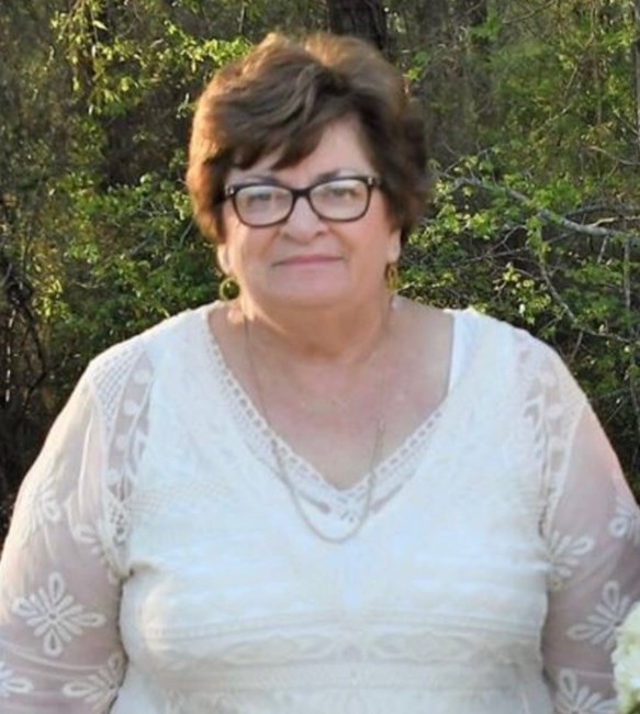 Obituary of Carolyn Screws Collins