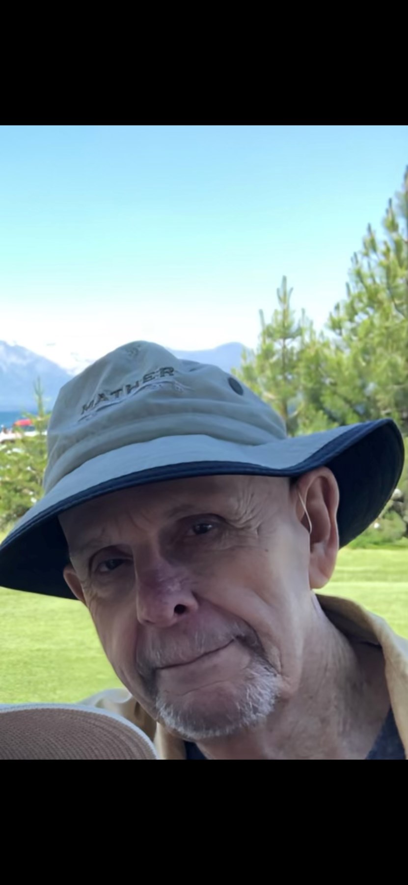 Avis de décès de John Douglas White