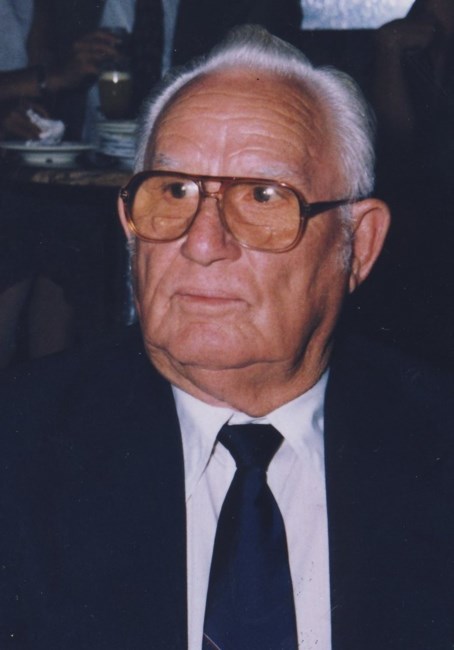 Obituary of Elton Joseph Carrier