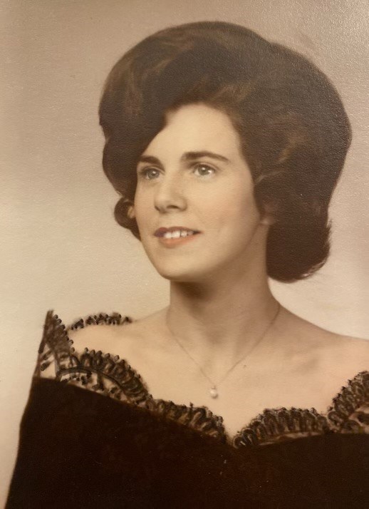 Obituario de Mary Farino Mathews