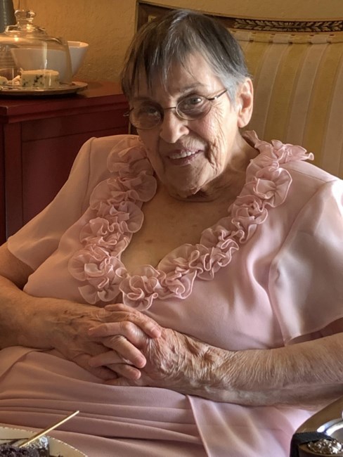 Obituary of Leona "Lee" M. Conroy