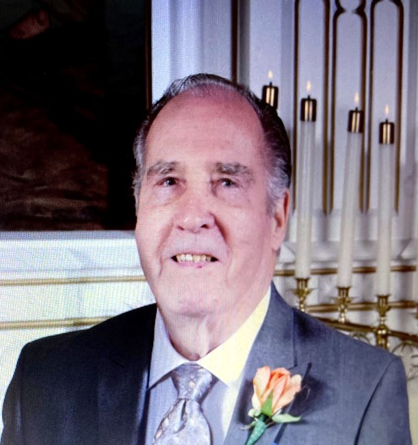 Obituario de Robert Thomas Kusserow