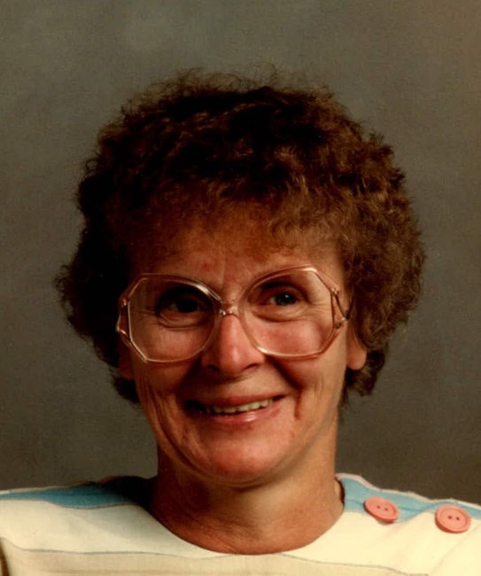 Obituary of Dorothy June Irvine