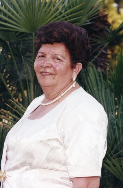 Obituary of Maria De La Luz Sahagun