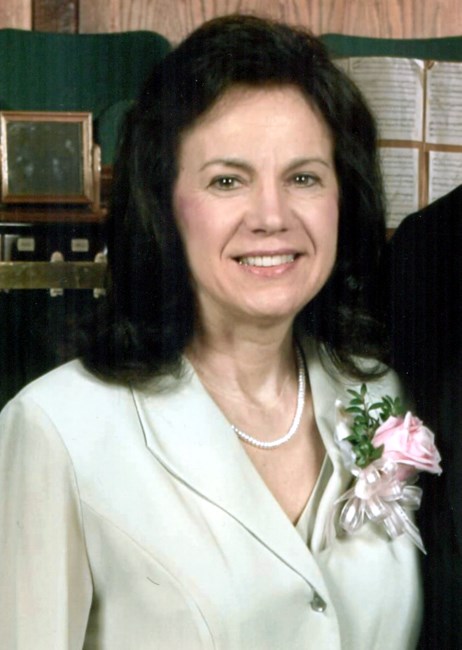Obituary of Carol L. Hutton