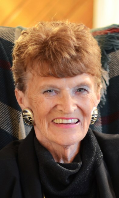 Obituario de Loraine Catherine Clark