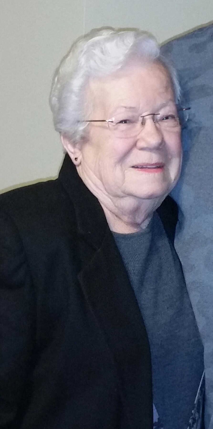 Obituary of Alice Hobbs Parrish