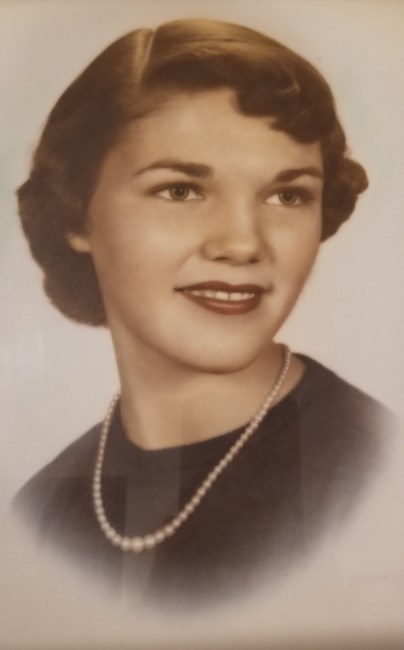 Obituary of Joyce E Lakes