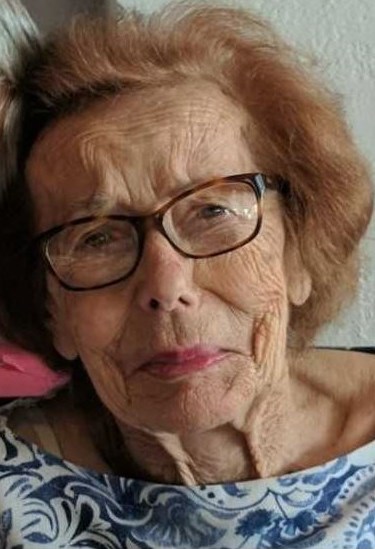 Obituario de Carol M Breen
