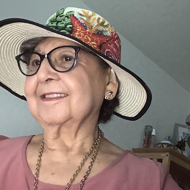 Obituary of Lesbia Ruth Banegas de Hernandez