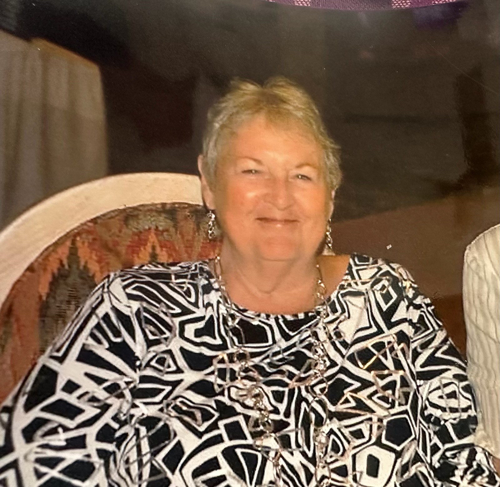 Obituary of Catherine Lynn Pires