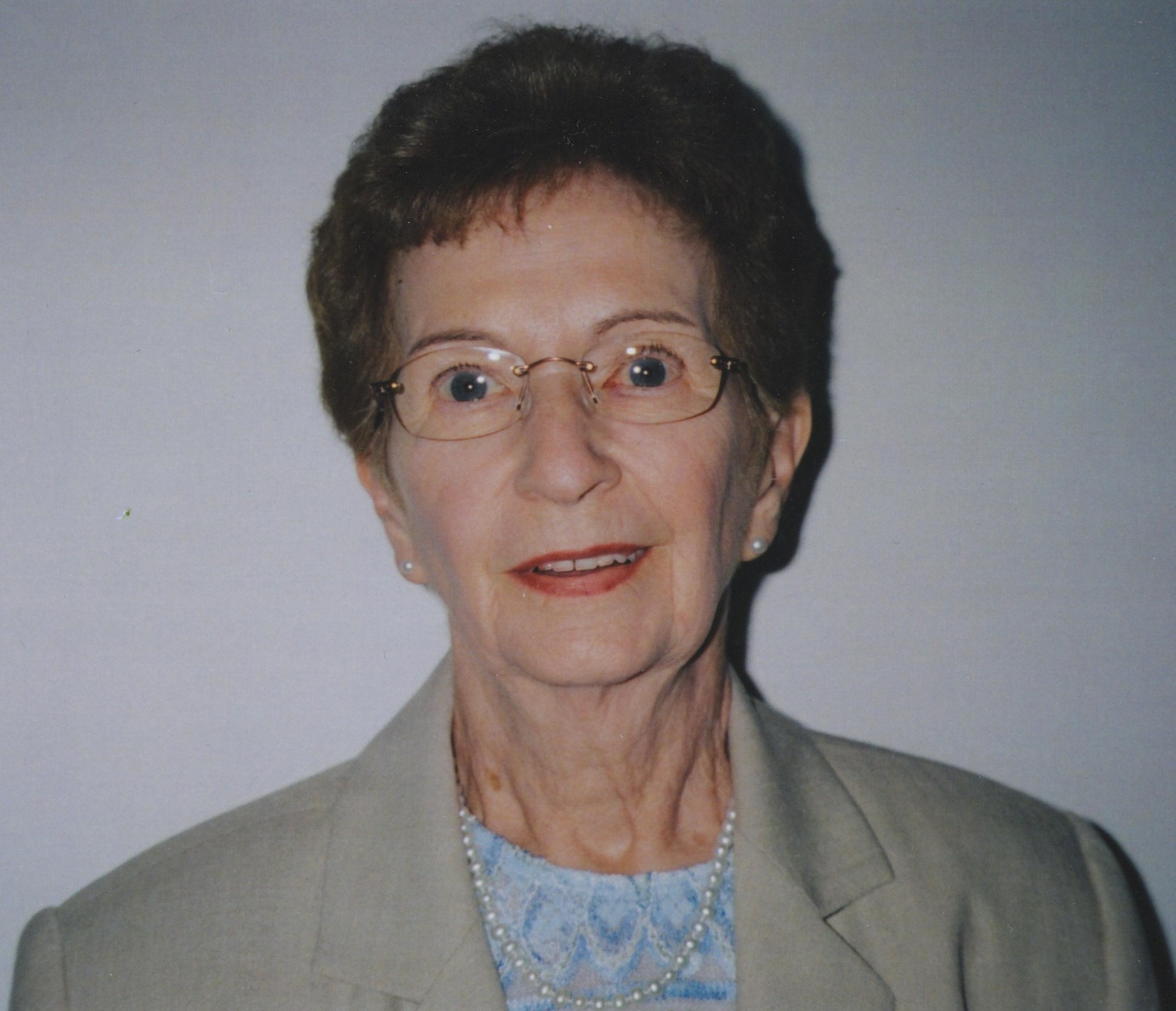 Obituary of Jeannine Delisle Charron