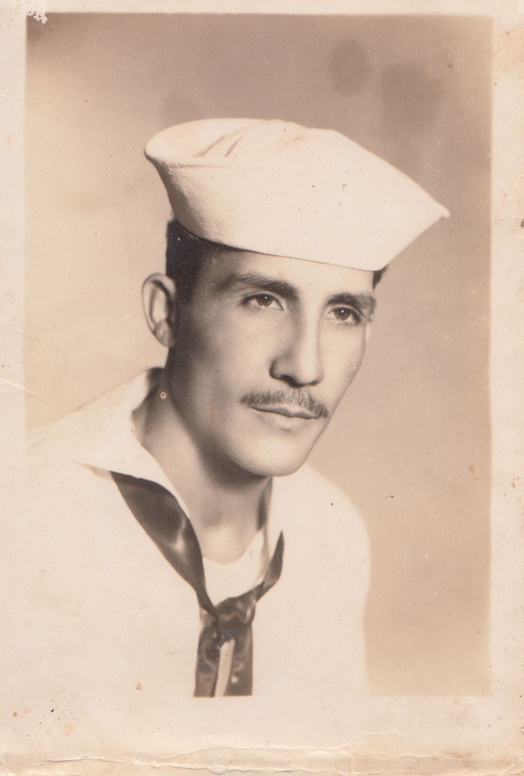 Obituary of Roberto Alvarez