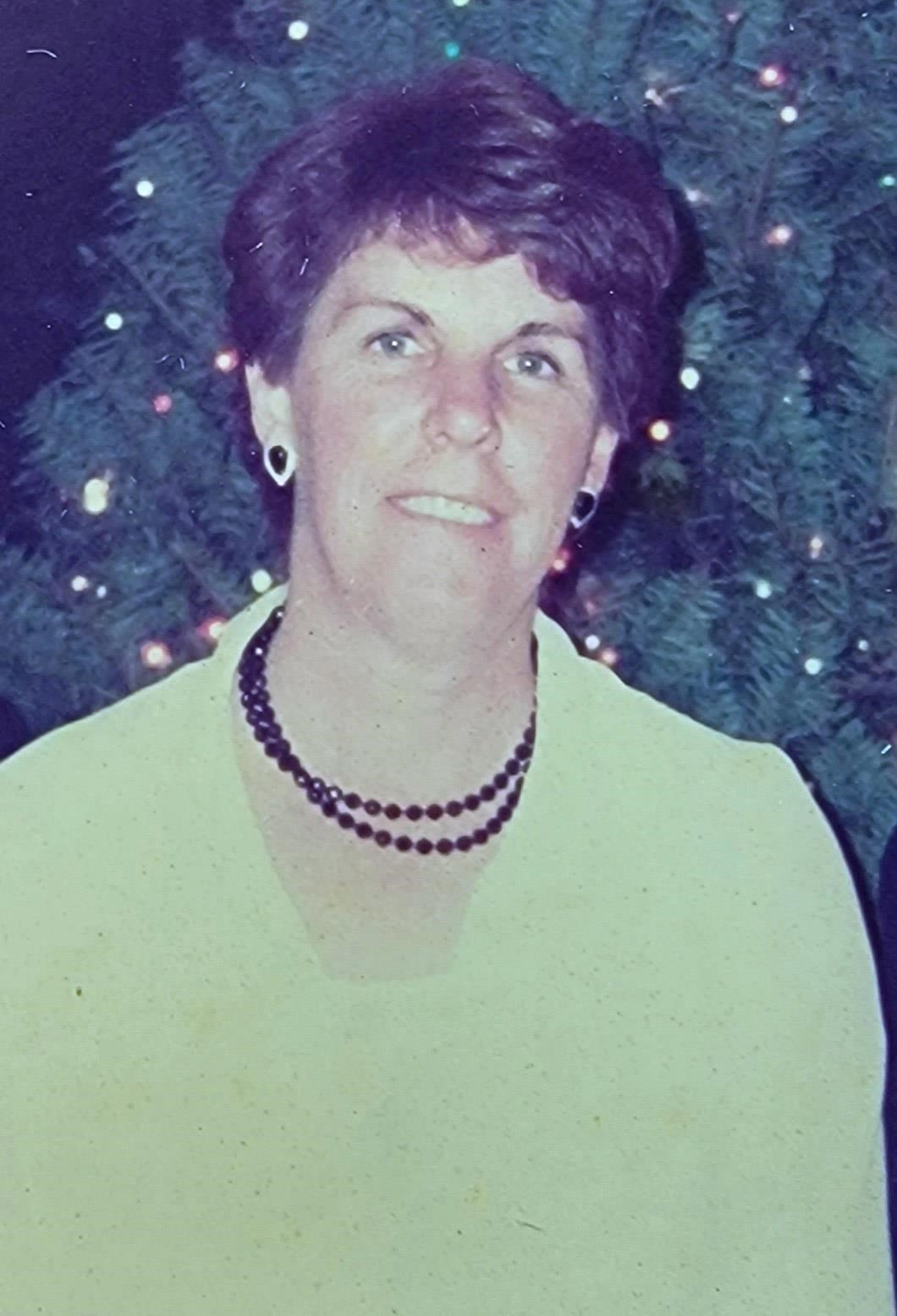 Obituary of Laura Lee Carey