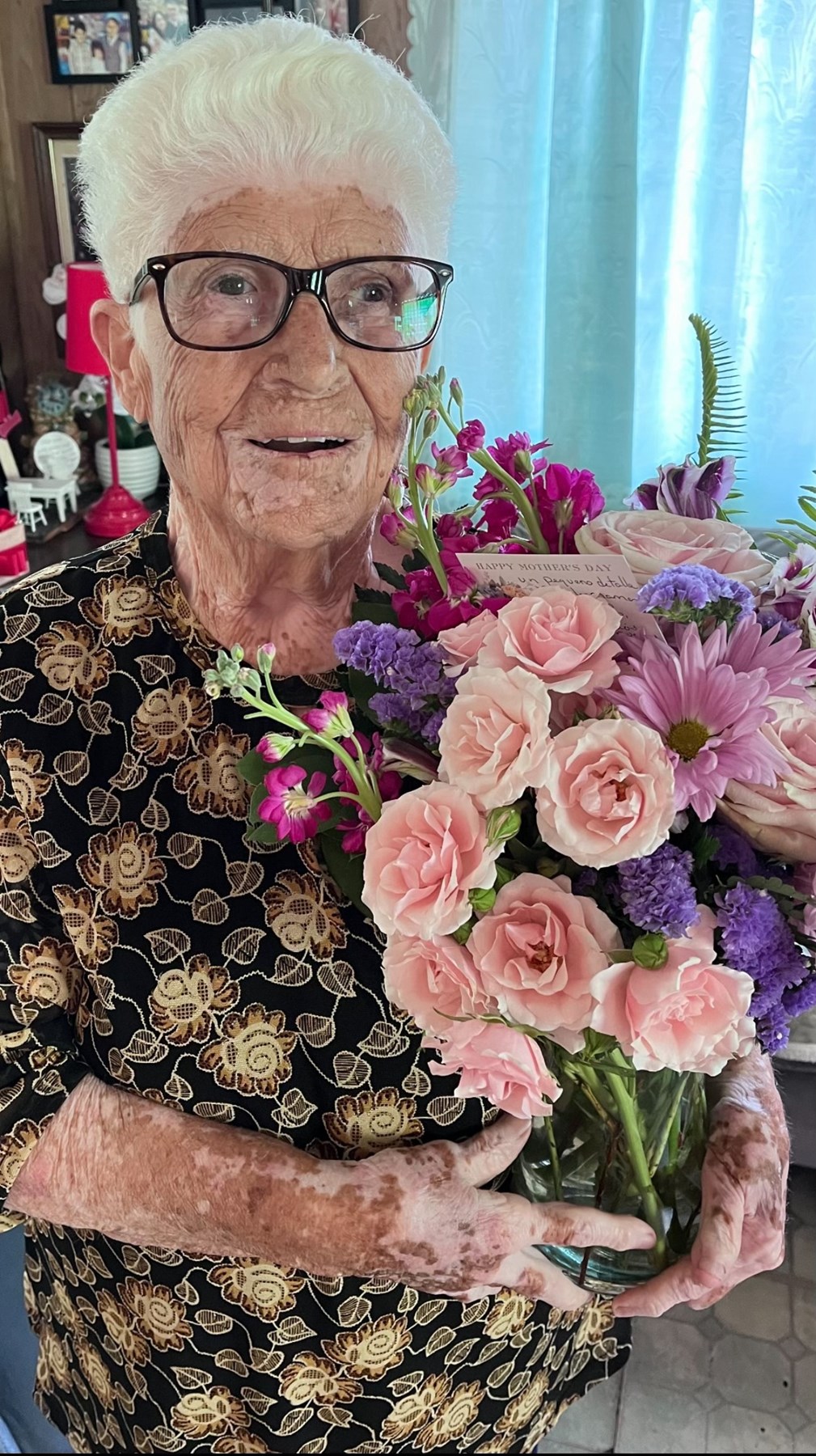 Obituary of Catalina Ochoa James