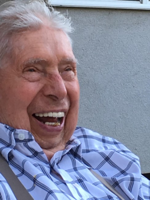 Obituario de Robert S Brewster