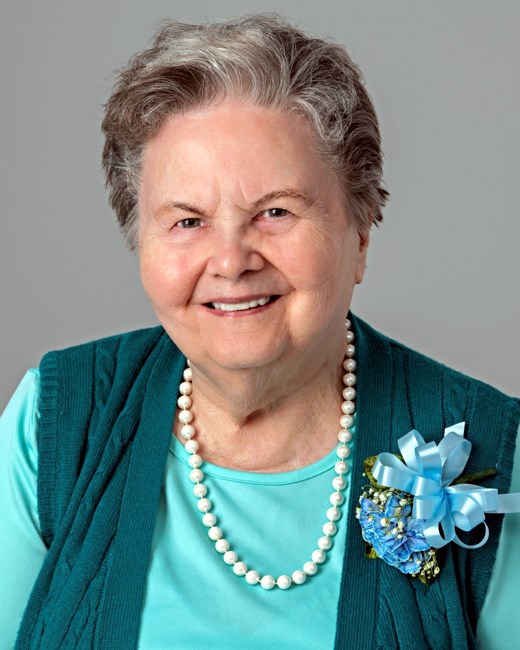 Obituary of ♫ Jean E. Smith