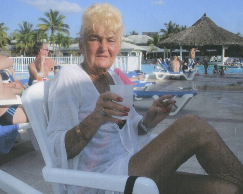 Obituary of Carole Bennett