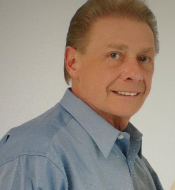 Obituary of Howard "Hub" B. Stowe