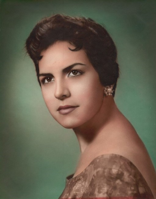 Obituary of Eglantina Perez Riahi