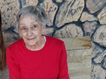 Obituary of Virgie L Roach