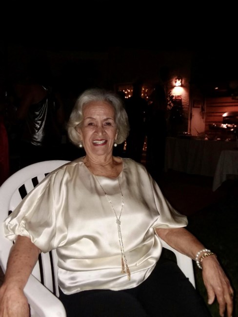 Obituary of Nicole Blanchet Mangones