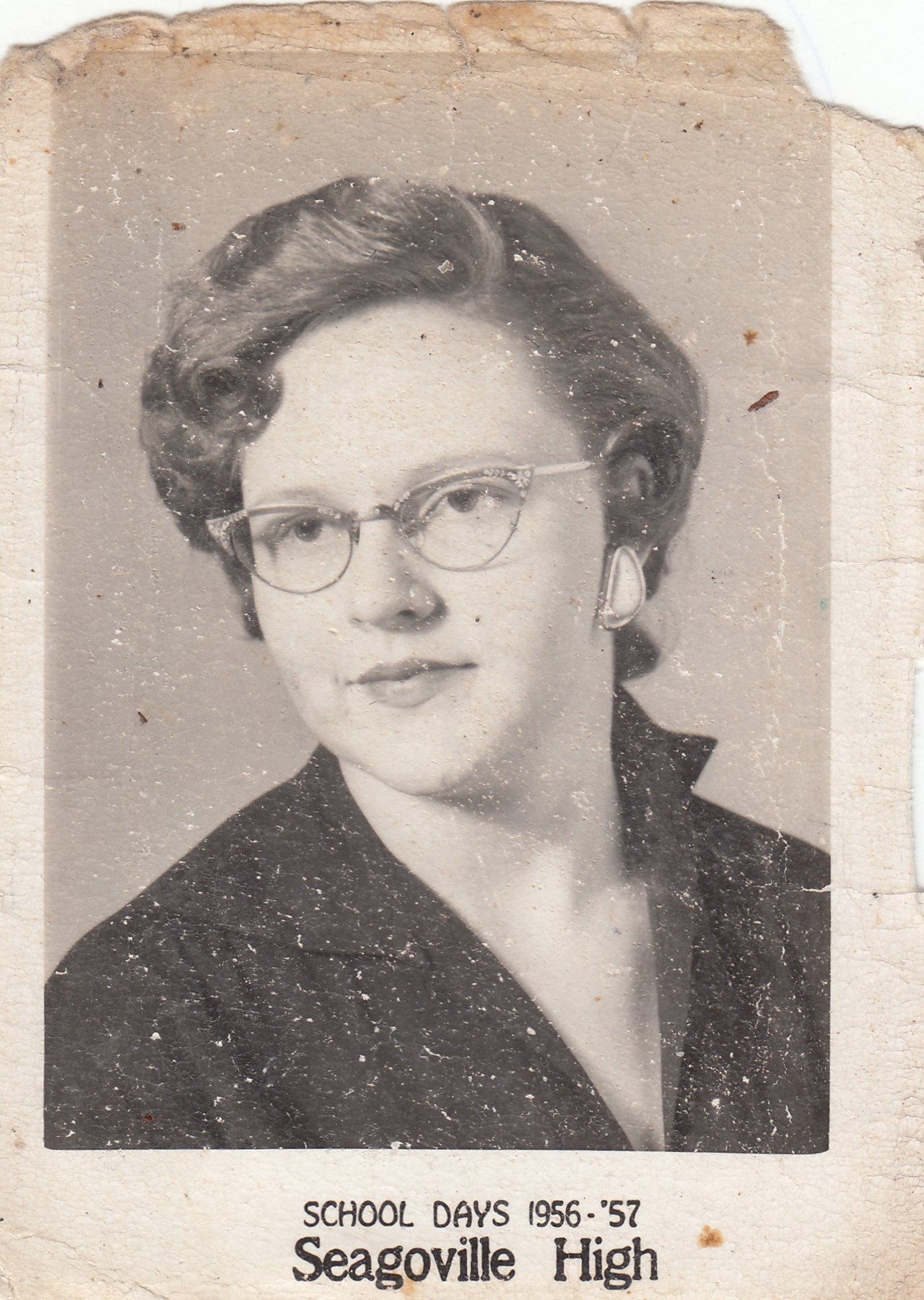Obituary of Iris Yvonne (Hughes) Hare