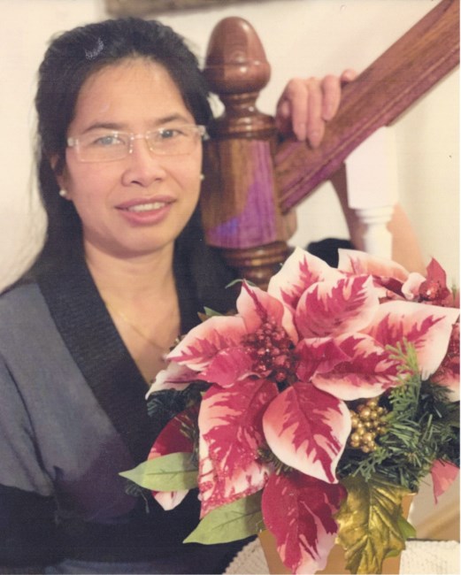 Obituary of Thu "Lucy" Mong Hoang