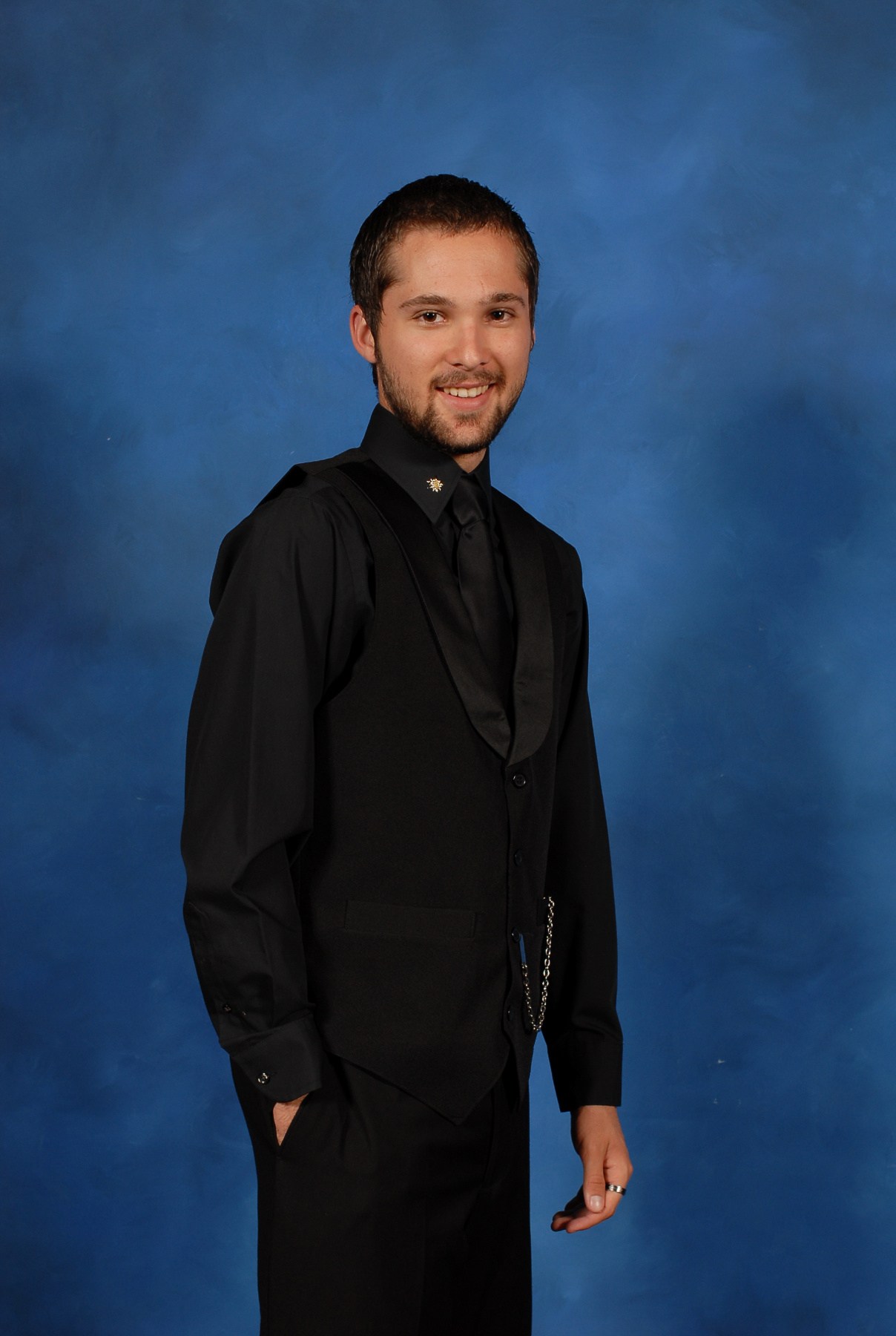 Obituary of Ian Hallett