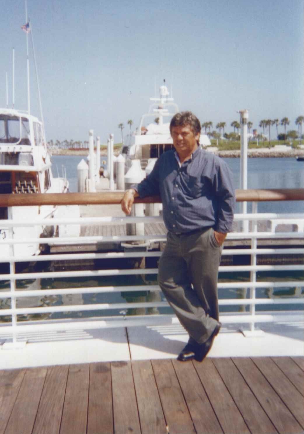 Obituary of Alfredo Gregorio Morales