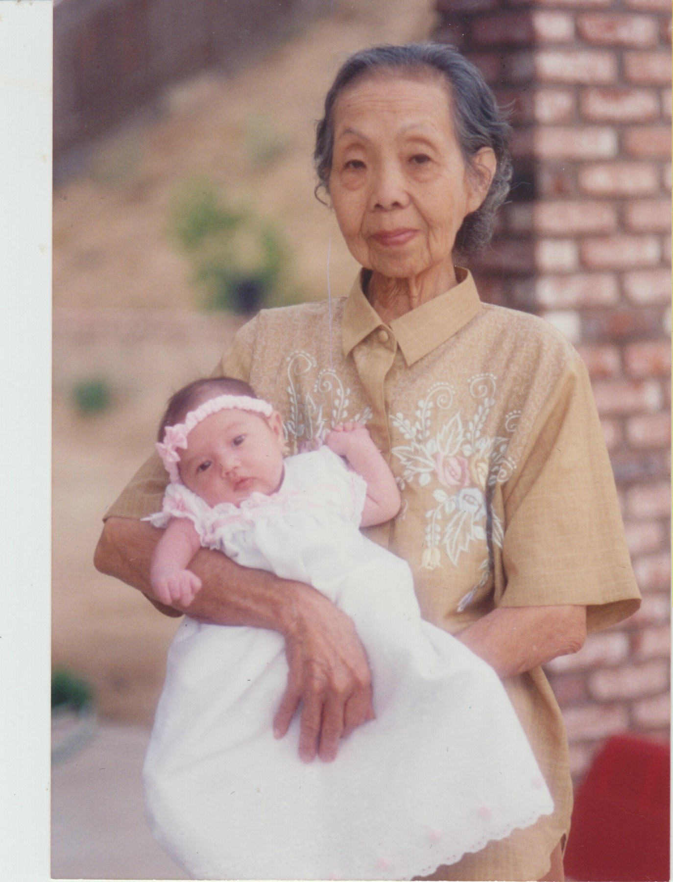 Obituary of Kam Fong Lam-Gardoza