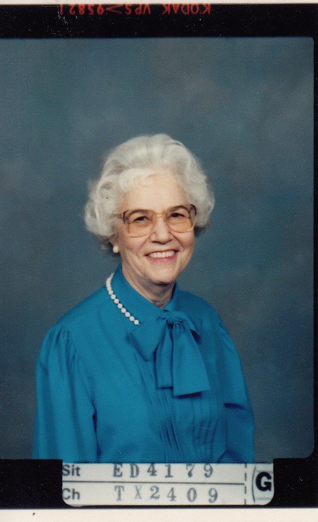 Obituario de Helen Matthys McGee