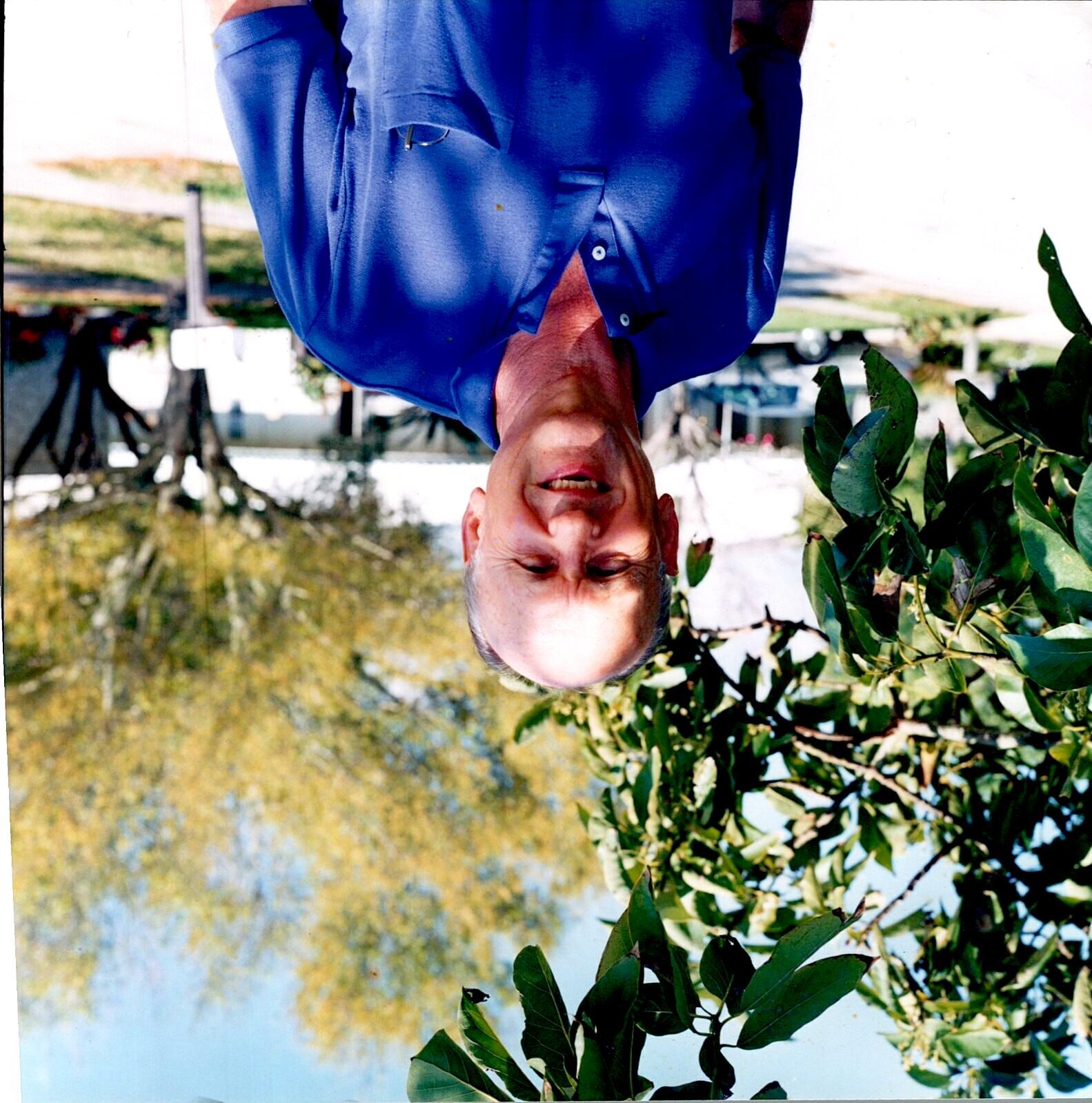 Obituary of Henry Mundt