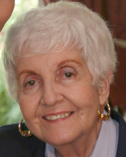 Obituario de Luisa Moreno Aka Margarita Fina