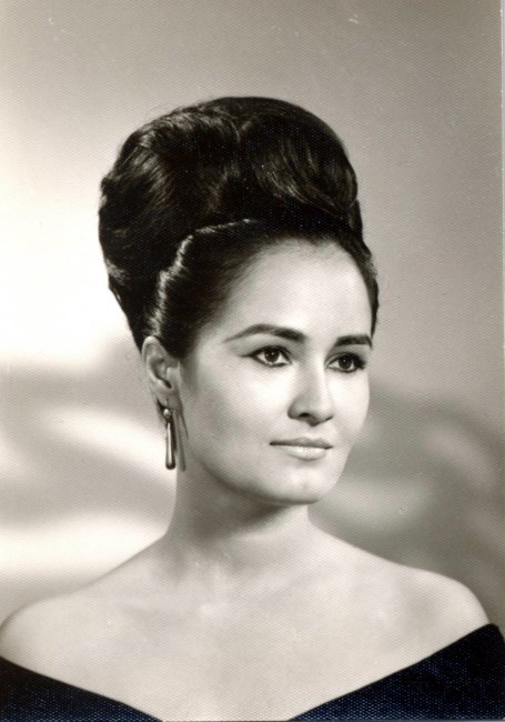 Obituary of Estela Gamboa