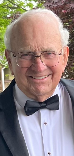 Avis de décès de James Doyle Mathews