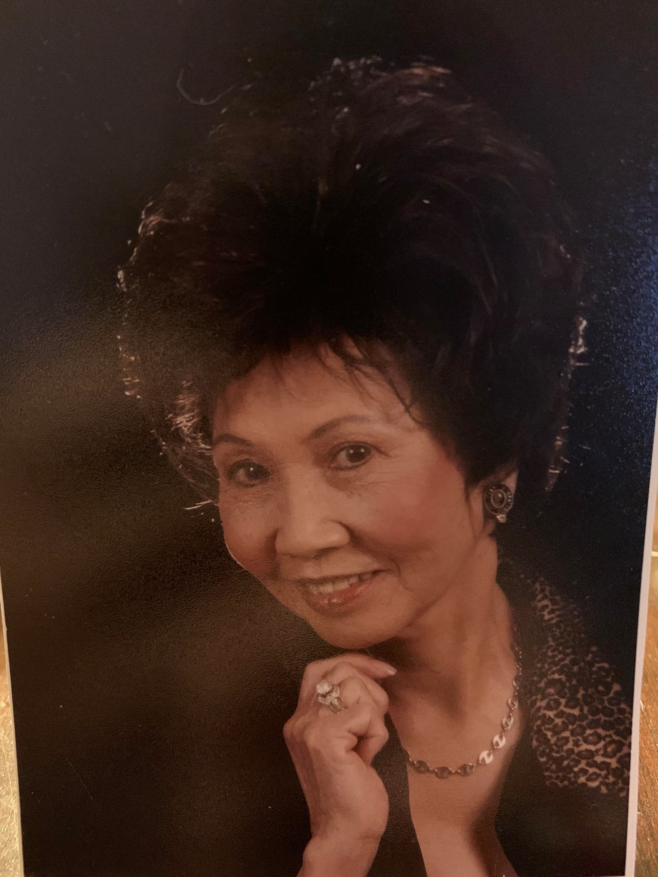 Obituary of Lisa Ann Laughland ~  Pham Thi Hue