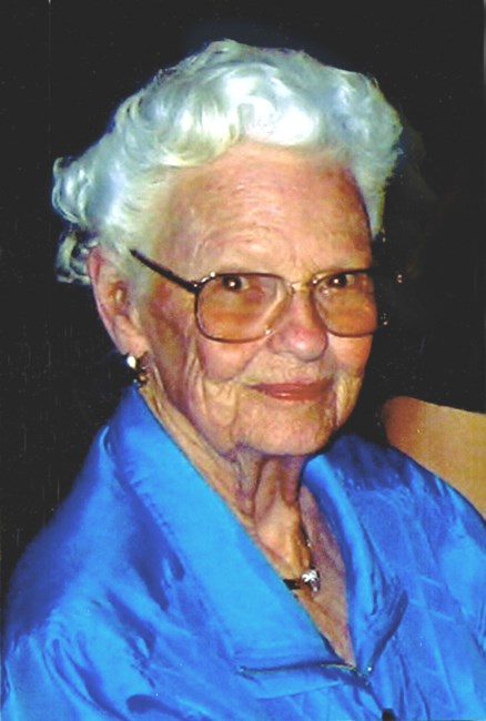 Obituary of Carolyn Russell Holmes
